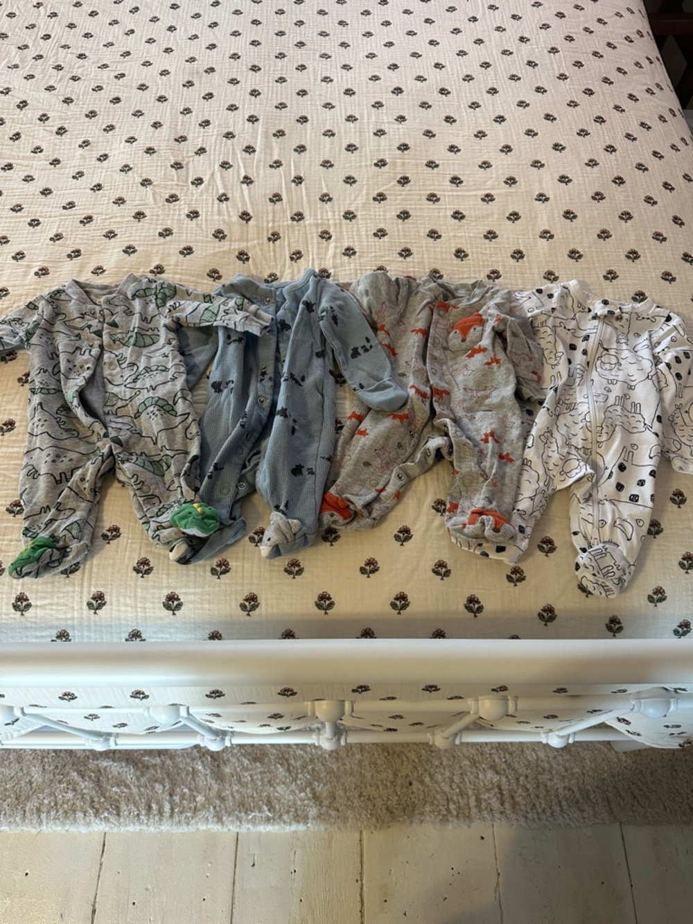 4 Newborn Sleepers